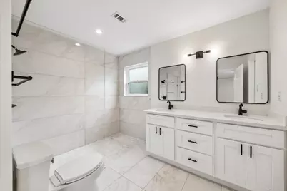 12118 Perthshire Road, Houston, TX 77024 - Photo 14