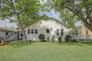 242 S Franklin St, La Grange, TX 78945 - Photo 28