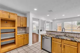 4007 Greenwood Dr, Pearland, TX 77584 - Photo 12