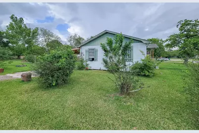 409 N Parrish Street, Angleton, TX 77515 - Photo 26