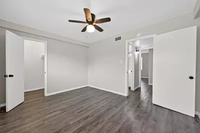 427 Hollyvale Drive #20, Houston, TX 77060 - Photo 18