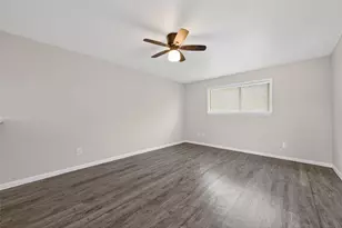 427 Hollyvale Dr, Houston, TX 77060 - Photo 10