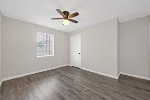 427 Hollyvale Dr, Houston, TX 77060 - Photo 20