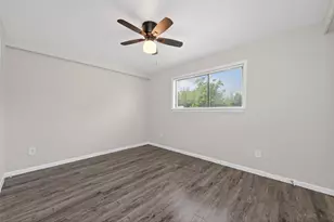 427 Hollyvale Dr, Houston, TX 77060 - Photo 16