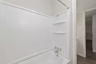 427 Hollyvale Dr, Houston, TX 77060 - Photo 14