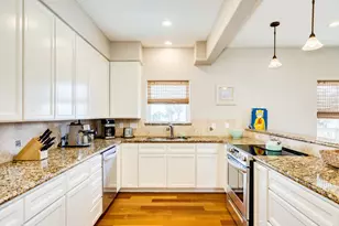 13931 San Domingo Dr, Galveston, TX 77554 - Photo 18