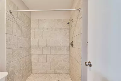 2425 W Settlers Way, The Woodlands, TX 77380 - Photo 32