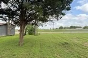 503 Correll Ave, Wharton, TX 77488 - Photo 4