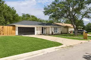 5203 Gladstone Dr, Austin, TX 78723 - Photo 2