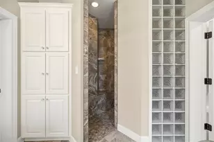 2051 Hillview Rd, Bellville, TX 77418 - Photo 22