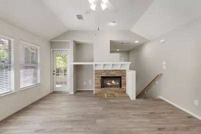 67 Woodlily Place, The Woodlands, TX 77382 - Photo 6