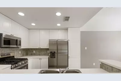 67 Woodlily Place, The Woodlands, TX 77382 - Photo 12