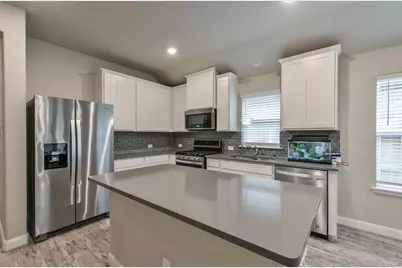 11210 Pavonia Creek Court, Richmond, TX 77406 - Photo 14