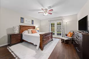 13823 Ivymount Dr, Sugar Land, TX 77498 - Photo 12