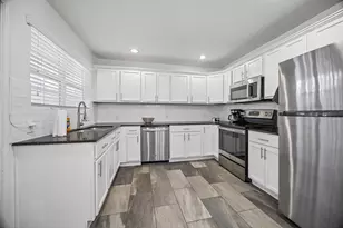 3237 Rosedale St, Houston, TX 77004 - Photo 6