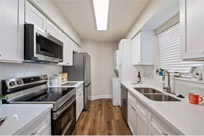 18800 Egret Bay Boulevard #1011, Webster, TX 77058 - Photo 6