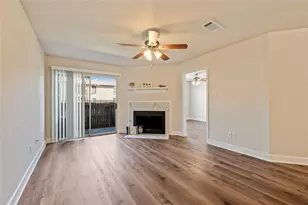 18800 Egret Bay Blvd, Webster, TX 77058 - Photo 12