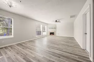 2925 La Salle Ave, Conroe, TX 77304 - Photo 6