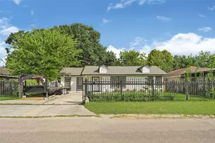1114 Maroby St, Houston, TX 77017 - Photo 1
