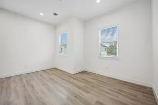 4602 Indie Hts Ln, Houston, TX 77018 - Photo 10