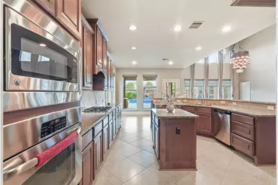4130 Clover Ridge Lane, Sugar Land, TX 77479 - Photo 10