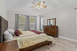 2015 E Trail Water Ct, Houston, TX 77339 - Photo 8