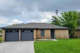 6303 Georgianna Dr, Pasadena, TX 77503 - Photo 2