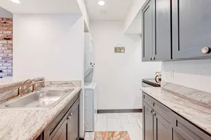 5863 Inwood Dr, Houston, TX 77057 - Photo 16