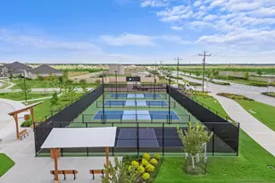 380 Long Br Dr, Dayton, TX 77535 - Photo 32