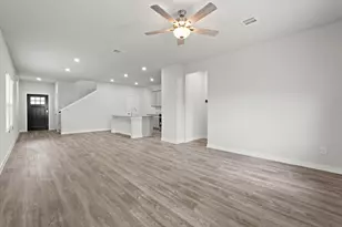 17319 Gentle Doves Ln, Waller, TX 77484 - Photo 10