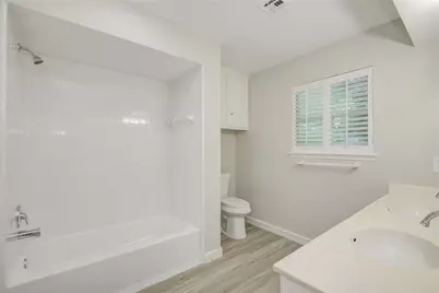 5330 Boyce Springs Drive, Houston, TX 77066 - Photo 36
