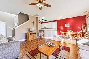 487 Folk Crest Ln, Dickinson, TX 77539 - Photo 8