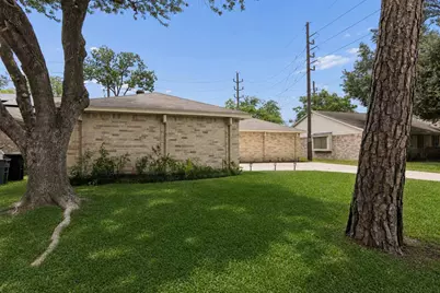 10411 Rabbit Oak Drive, Houston, TX 77065 - Photo 2