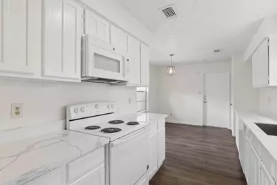 10411 Rabbit Oak Drive, Houston, TX 77065 - Photo 12