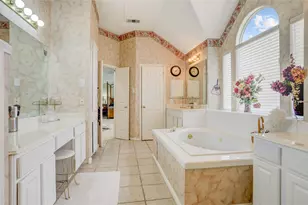 1505 Maple Leaf Ct, Pearland, TX 77581 - Photo 18