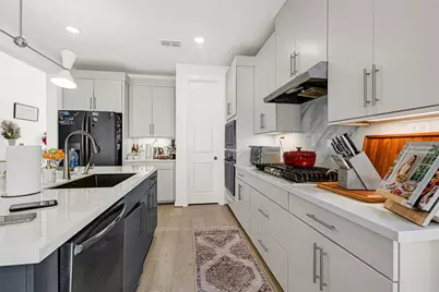 31406 Beacon Cove Trail, Fulshear, TX 77441 - Photo 12