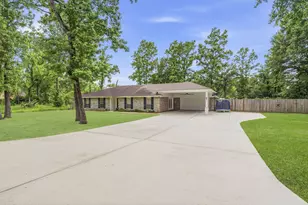 21809 Tophill Dr, Spring, TX 77388 - Photo 2