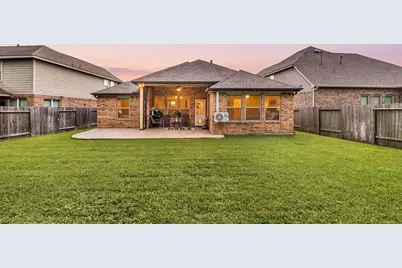 18732 Laurel Hills Drive, New Caney, TX 77357 - Photo 30