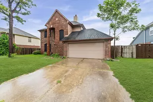 2926 Waterloo Rd, Pearland, TX 77581 - Photo 2