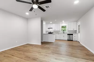 8627 S Fork Drive, Conroe, TX 77303 - Photo 10