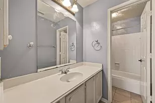 4218 Meadowchase Ln, Houston, TX 77014 - Photo 30