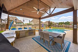 21415 Rose Loch Ln, Tomball, TX 77377 - Photo 2