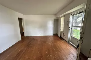 2015 Des Jardines St, Houston, TX 77023 - Photo 14