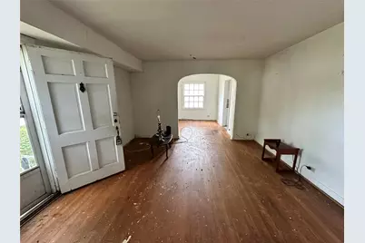 2015 Des Jardines Street, Houston, TX 77023 - Photo 16