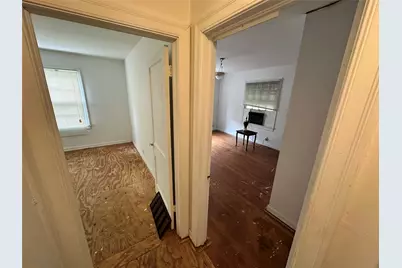 2015 Des Jardines Street, Houston, TX 77023 - Photo 26
