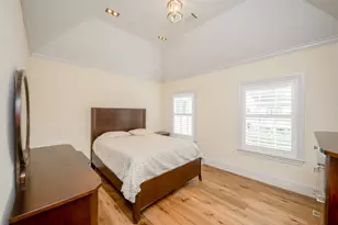 5410 Alder Cir, Bellaire, TX 77401 - Photo 32