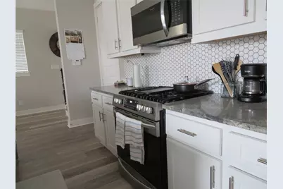 10962 Swang Link Drive, Houston, TX 77043 - Photo 8