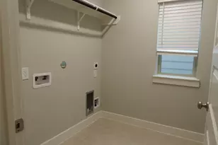 10962 Swang Link Dr, Houston, TX 77043 - Photo 32