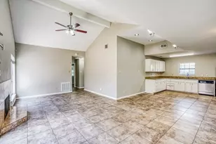 6395 Crossway Dr, Houston, TX 77084 - Photo 4