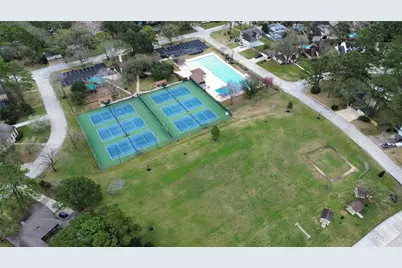 17418 Spicewood Springs Lane, Spring, TX 77379 - Photo 38